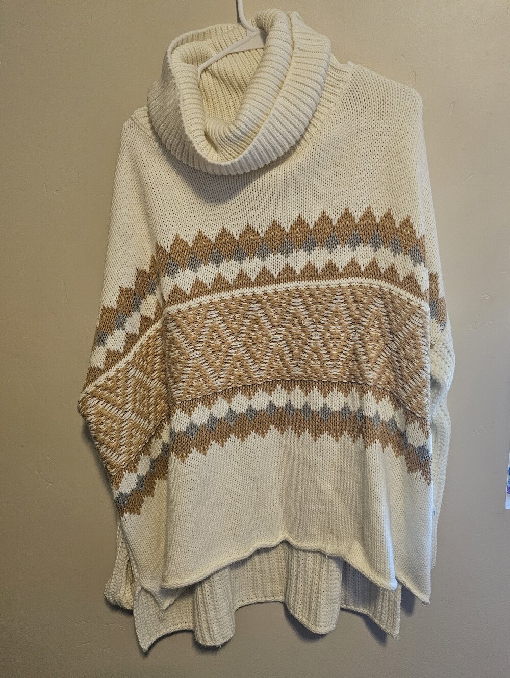 NWOT Cream Turtleneck Sweater with Tan and Gray Pattern